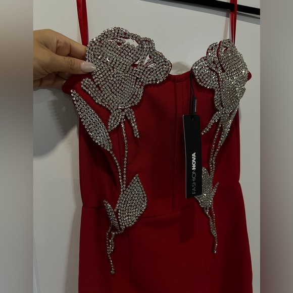 Red Floral Formal Gown❤️ - Picture 5 of 9